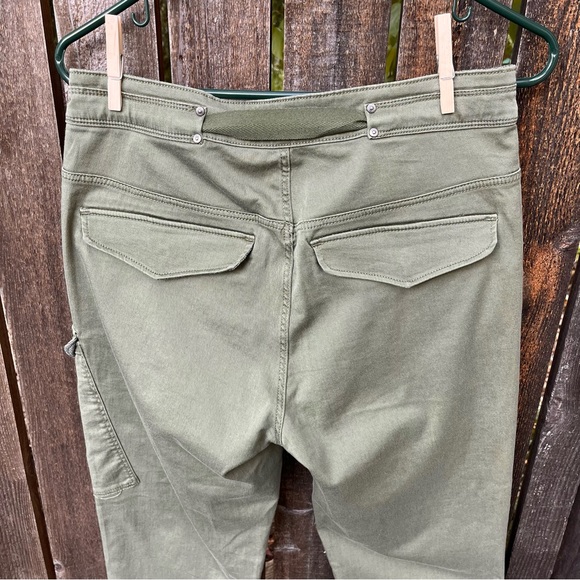 G-Star Raw Wm’s Blossite High Straight Cargo Ankle Pants In Sage Sz W29 L32 - Picture 8 of 16
